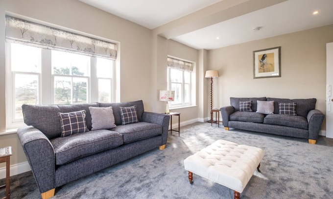 Leiston Cottage | Unwind at The Dower House: Perfect for Families & Groups