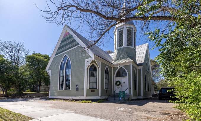 San Marcos Condo | Discover The Downtown Abbey: Guest Rated 10/10 & Family Amenities