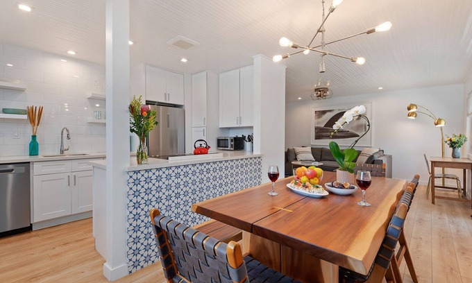 Carpinteria Condo | Discover The Dream of Carp: 2BD Oasis Steps from the Beach