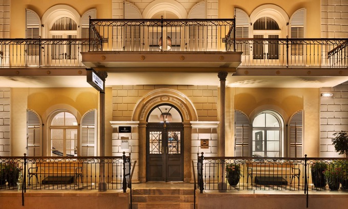 American Colony Hotel | Discover The Drisco Hotel Tel Aviv - 5-Star Elegance Awaits