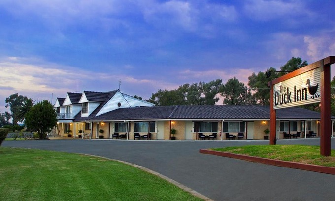 Westdale Hotel | Outstanding Duck Inn Apartments - Family-Friendly Comfort