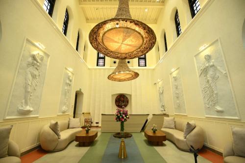 Amritsar Resort | Experience The Earth Amritsar: Pet-Friendly & Poolside Retreat