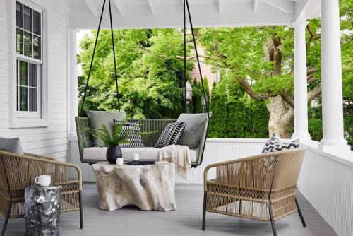 Edgartown Hotel | Explore The Edgartown Inn: A 4-Star Gem with Great Reviews