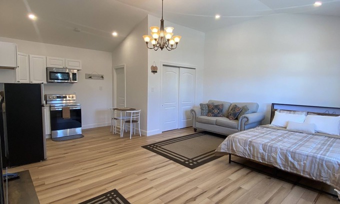 Terryville Apartment | Exclusive Private Apartment with Spa and Hot Tub Amenities