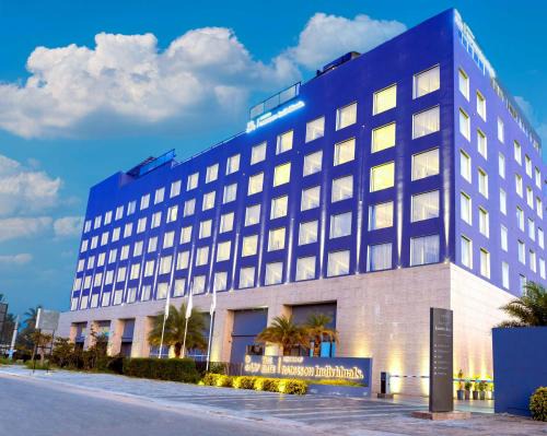 Kolar Hotel | Discover The Elite Narasapura: Oceanfront Spa Retreat