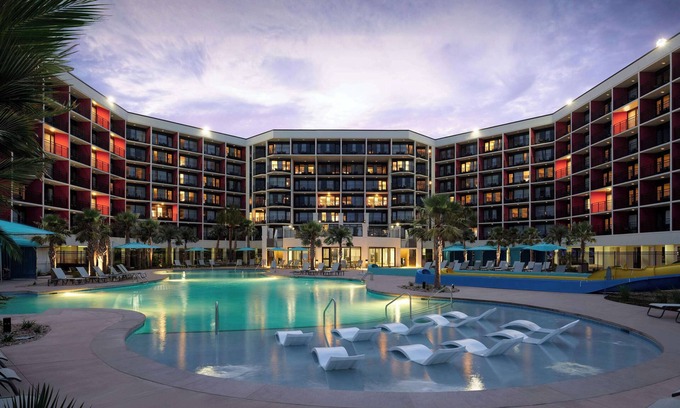 Myrtle Beach Resort | Experience The Ellie Beach Resort at Myrtle Beach, Tapestry