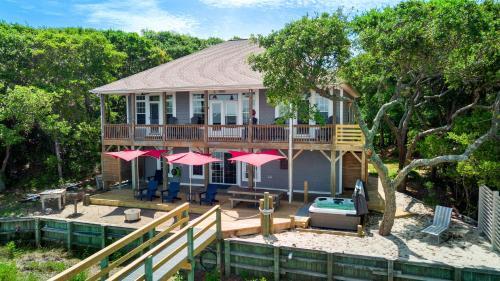Emerald Isle House | The Emerald Belle