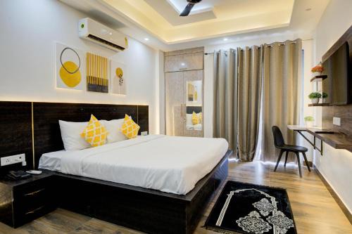 South City I Hotel | Exceptional Stay at The Empire Studioz in Gurgaon