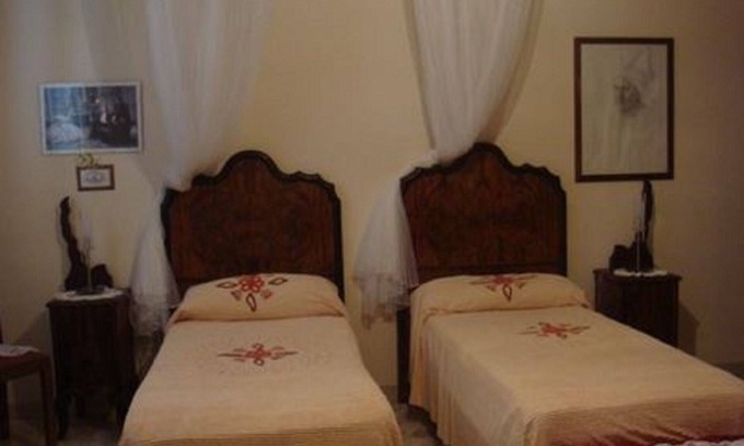 Isola del Gran Sasso dʼItalia House | Discover The Enchanted Mountain: Nature's Hidden Gem