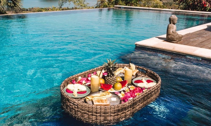 Lombok Hotel | Relax at The Endless Summer Resort with Pool & Spa Amenities