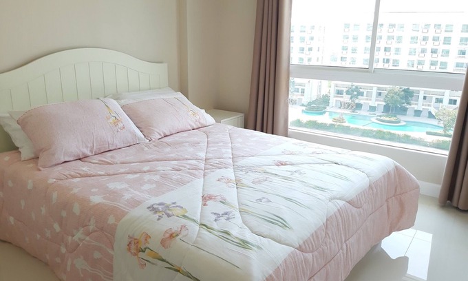 Cha-am Condo | Relax at The Energy Hua-Hin Condominiums with Pool Access