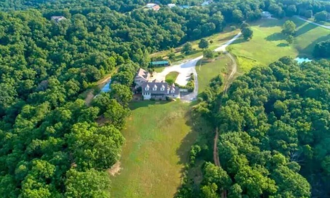 Ponce De Leon Bed & Breakfast | Family-Friendly Getaway at The Entire Inn Awaits You