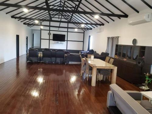 Maison Dieu Villa | Discover The Escape: Pet & Child Friendly Retreat