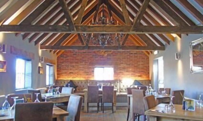 Haseley Hotel | Discover The Falcon at Hatton: Top-Rated Family Retreat