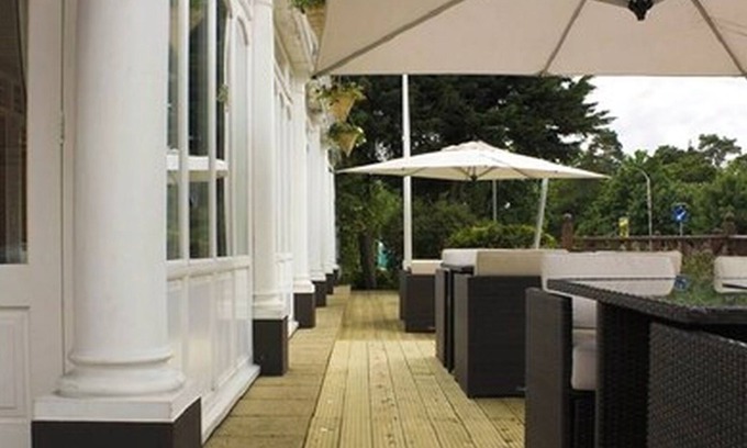 Rushmoor District Hotel | Relax at The Falcon Hotel: Spa, Dining & Family-Friendly