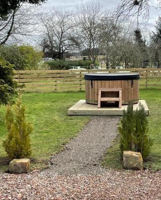 Forres House | Pet-Friendly Farmhouse Retreat with Hot Tub and Breakfast