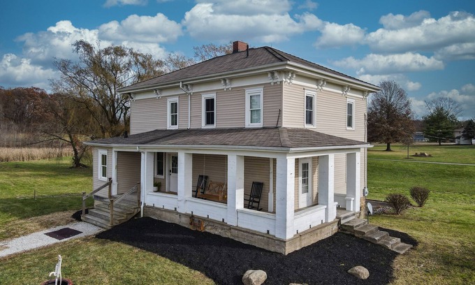 North Industry House | Premier Stay at 1885 Farms: The Original Farmhouse