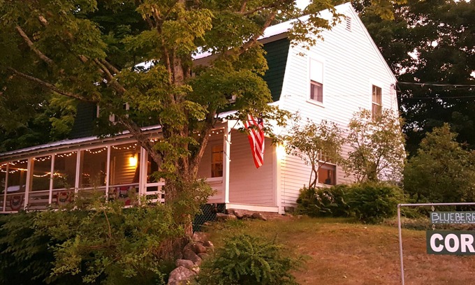 Chocorua Bed & Breakfast | Unwind at The Farmstand Bed & Breakfast: Guest Rated 9.8