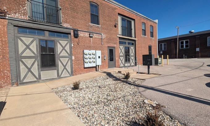 Belleville Apartment | The Feed Mill Lofts - Downtown Belleville's Premier Accommodation