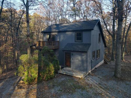 Great Cacapon House | Discover The Fern - Woodland Escape for Families and Pets