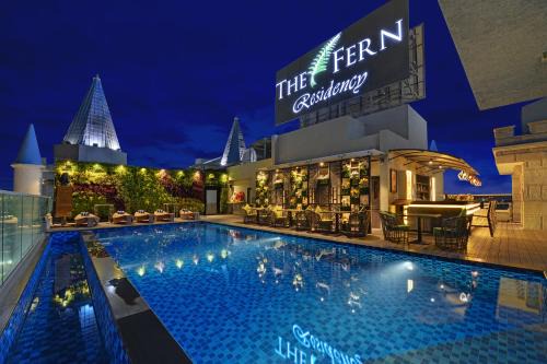 Adarsh Nagar Hotel | Discover The Fern Residency Jaipur: Poolside Relaxation & Spa