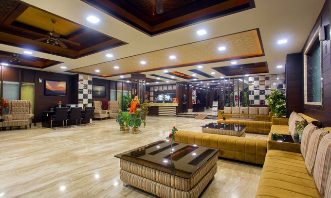 Katra Hotel | Discover Comfort at The Fern Residency Katra Hotel