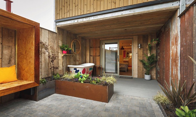 King's Lynn Hotel | Elegant Stay at The Ffolkes Hotel with Pool & Dining Options