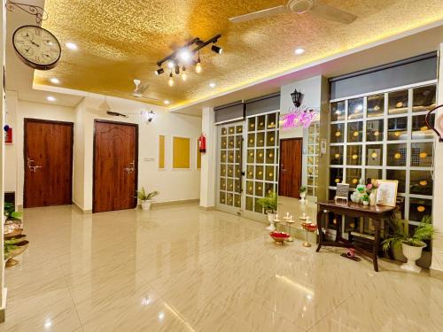 Indira Nagar House | Cozy First Floor Homestay with Family-Friendly Amenities