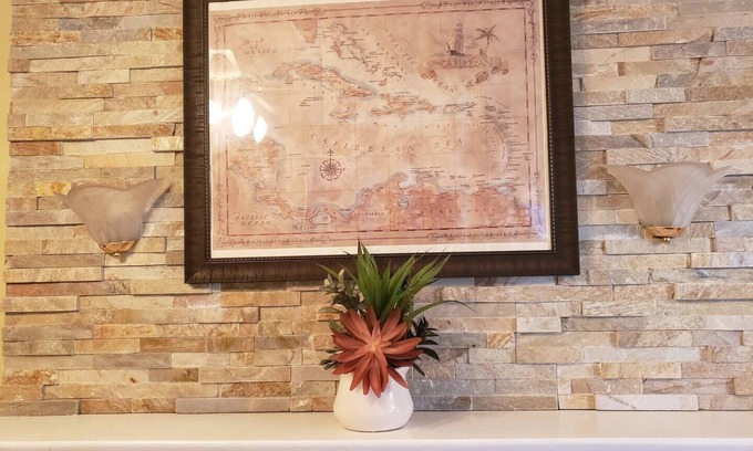 Cranston House | Relax at The Flat on Philmont Avenue with Family-Friendly Perks