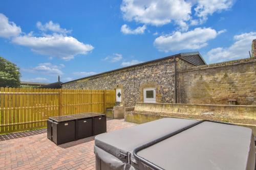 Isle of Thanet House | Experience Comfort at The Flint Barn, Quex Park Estate