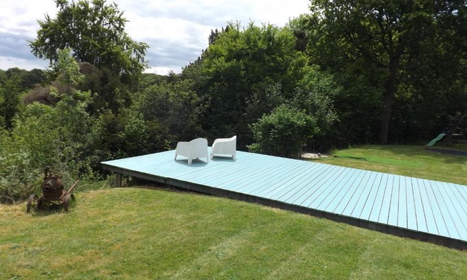 Petersfield House | Experience The Folly: Oceanfront with Hot Tub & Breakfast