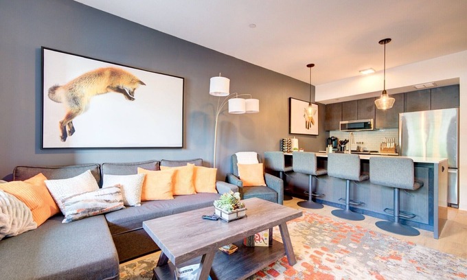 Bozeman Condo | Discover The Fox Den: Mountain Views & Private Deck Awaits