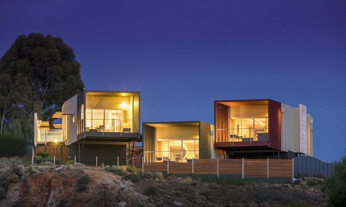 Paringa Apartment | Experience The Frames: 5-Star Oasis with Ocean View & Spa