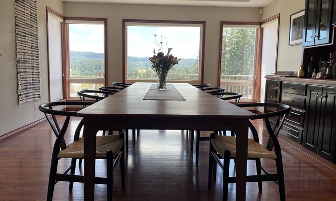 Carlton Bed & Breakfast | Discover The Gaard House: Rated 9.6 with Family-Friendly Dining