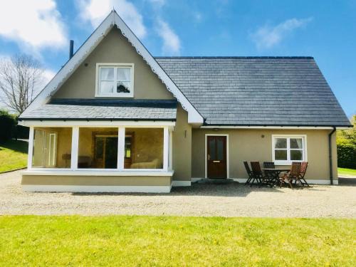Laghy House | Oceanfront Bliss at The Gables - Rated 9.3/10 by Guests