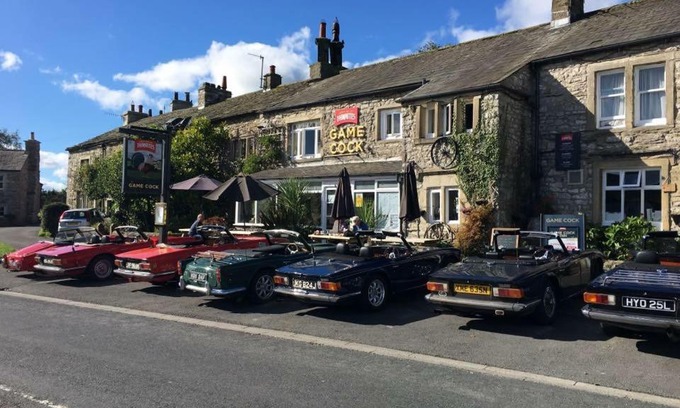 Austwick Hotel | Pet-Friendly Comfort at The Game Cock Inn - Rated 9/10