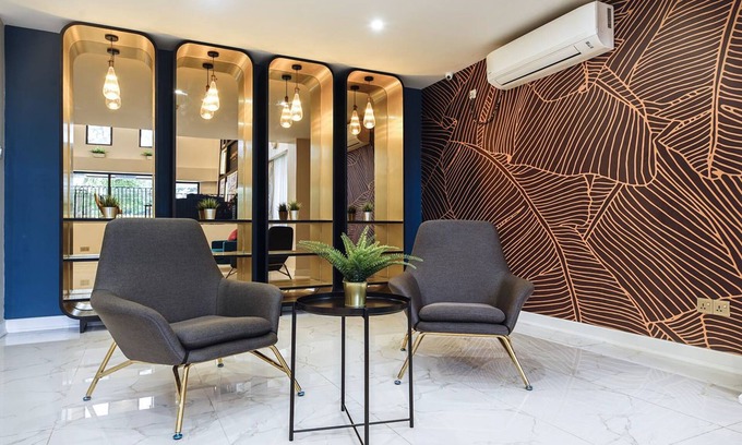 Mayangone Hotel | Gandamar Hotel: Guest Rated 9/10 with Family-Friendly Amenities