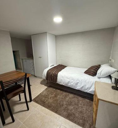 Bethlehem House | Discover The Garden House: Family-Friendly with Pool & Breakfast