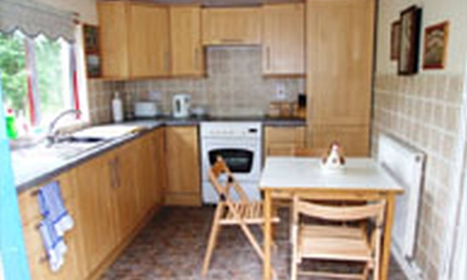 Enniskillen Cottage | Experience The Garden House: 10/10 Rated Cottage Stay