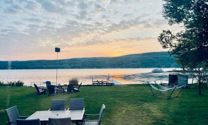 Honeoye House | Unforgettable Stays at The Garrison on the Lake - 10/10