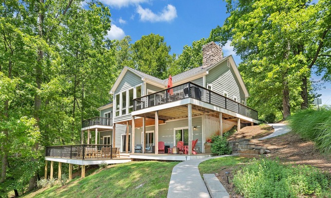 Moneta House | Experience The Gate House: Lake Views & Private Cove Retreat