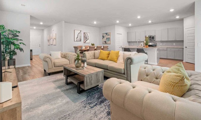 Johns Island House | Discover The Gem on Jancus St: Pet-Friendly Retreat Awaits