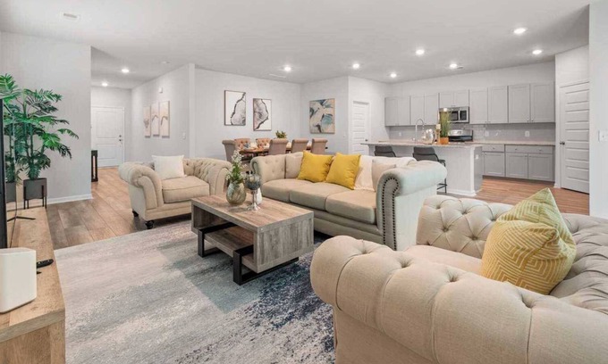 Johns Island House | Discover The Gem on Jancus St with Family-Friendly Perks