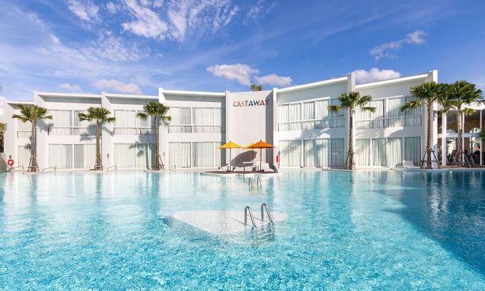 Nong Prue Hotel | Experience The Gems Mining Pool Villas Pattaya - 5 Star Retreat