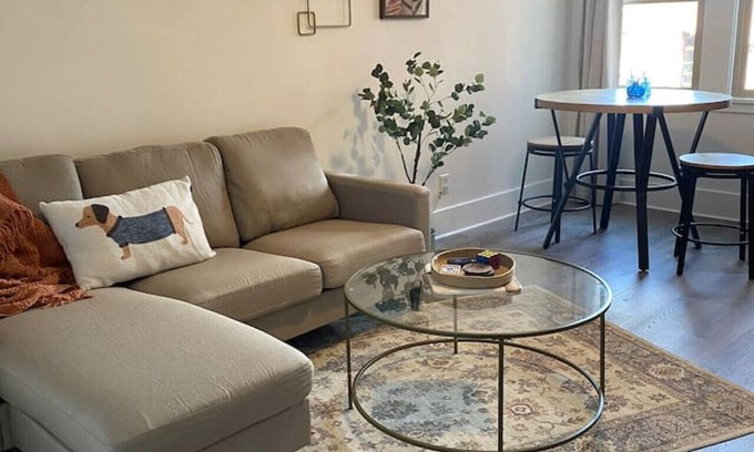 Downtown Klamath Falls Apartment | The George 316 an Art Deco Escape