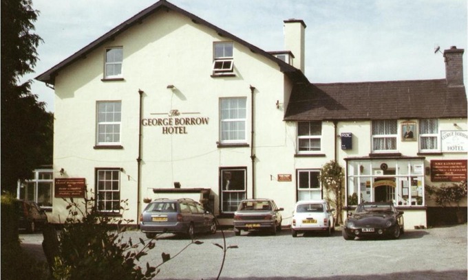 Ponterwyd Hotel | Oceanfront Bliss at The George Borrow Hotel - Rated 8.5/10