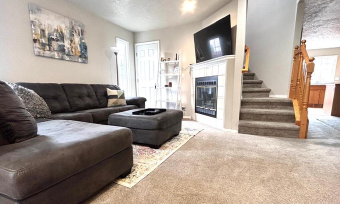 Southeast Boise House | Inviting Getaway SE Boise Condo Near Greenbelt & Bown Crossing