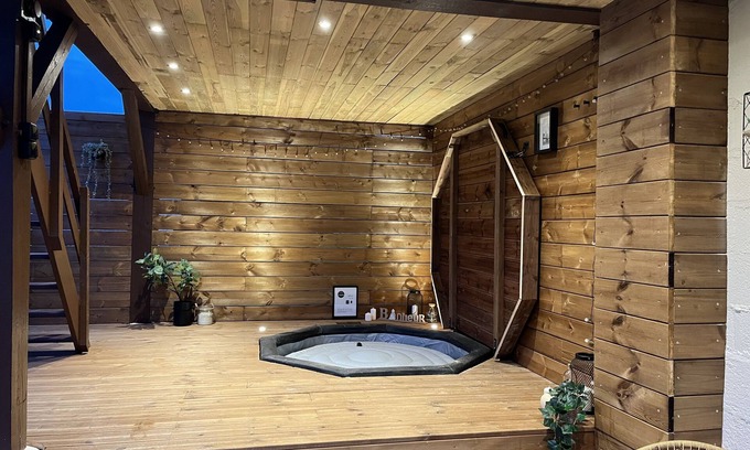 Yville-sur-Seine Apartment | Experience The Gîte du Verger: Spa Retreat by the Seine