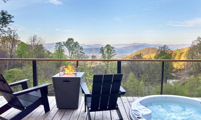 Canton Resort | Explore The Glamping Collective: Pet Friendly Retreat
