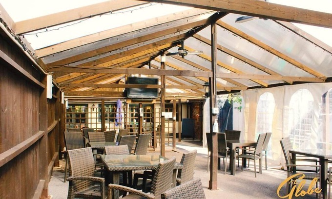 Sampford Peverell Hotel | Discover The Globe Inn: Family-Friendly with Great Dining